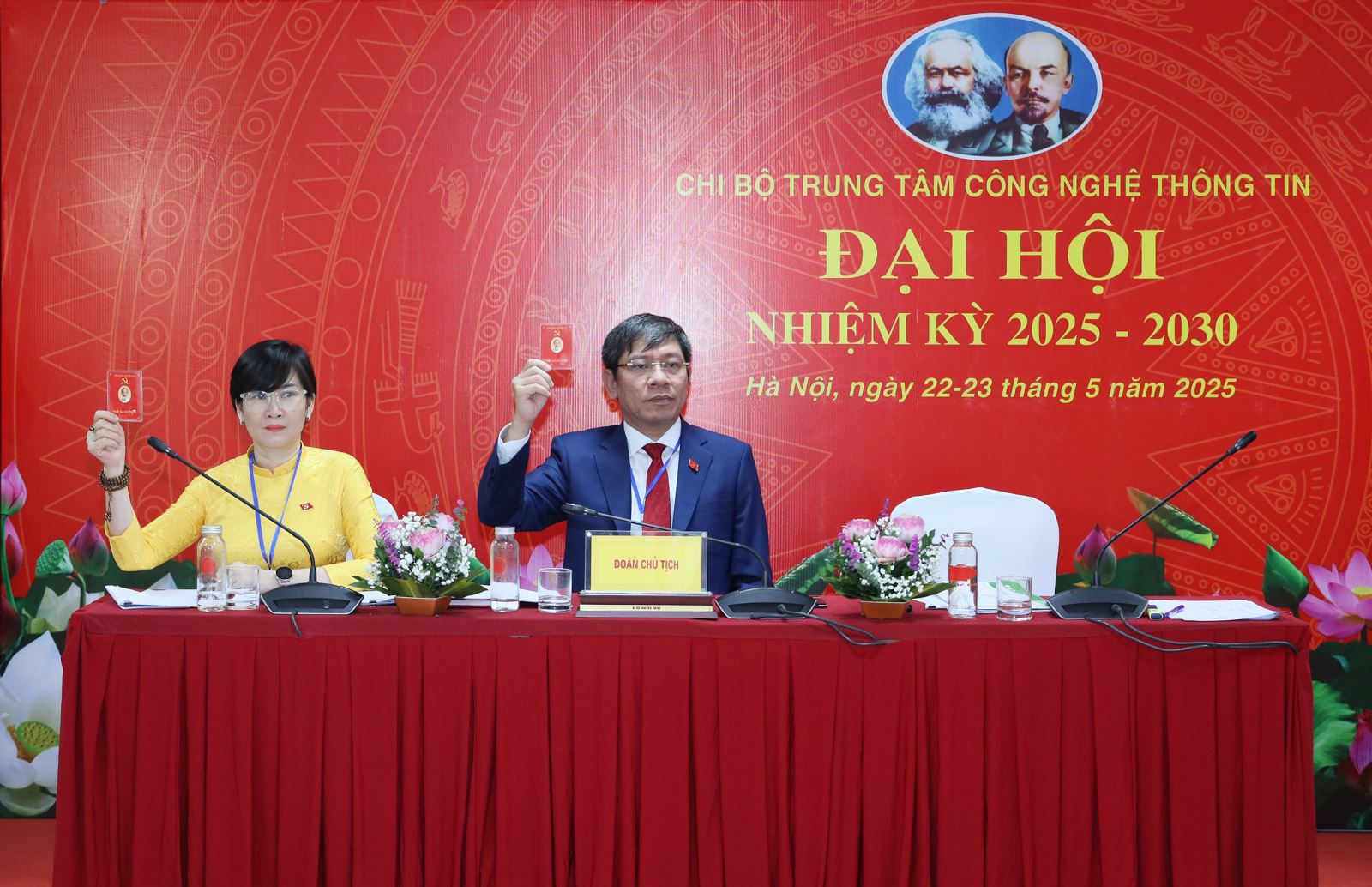 Đại Hội Chi Bộ Trung Tâm Công Nghệ Thông Tin Nhiệm Kỳ 2025 - 2030: Đoàn Kết Vì Chuyển Đổi Số
