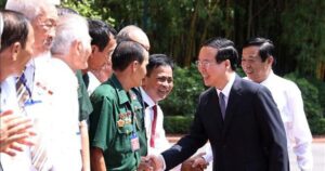 Chủ tịch nước tặng quà cho người có công nhân kỷ niệm 78 năm Ngày Thương binh - Liệt sĩ